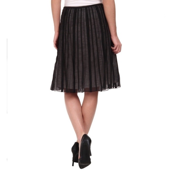 NIC+ZOE BATISTE FLIRT SHEER LAYERED SKIRT BLACK SIZE 10 - Picture 3 of 9